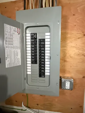 $269,500 | 220 Hall Strm Road, Canaan, VT 05902