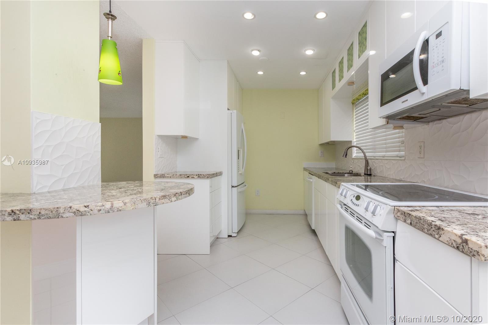11705 Southwest 143rd Court Miami, FL 33186 - Photo 6 of 28