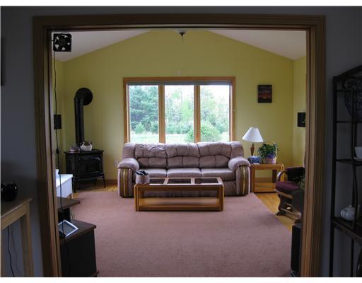 16 Blaisdell Road North Monmouth, ME 04265 - Photo 8 of 17 Living Room.