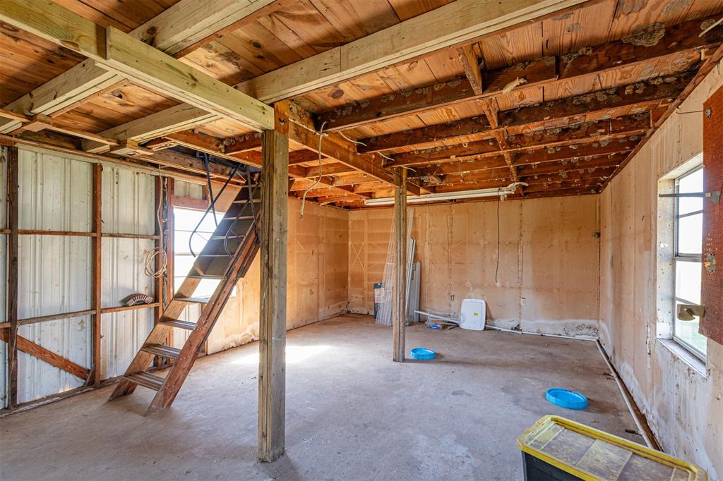 198 VZ County Road Ben Wheeler, TX 75754 - Photo 32 of 40 a view of an empty room