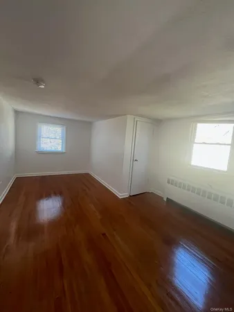 $4,325 | 117 Blydenburg Avenue, Smithtown, NY 11787