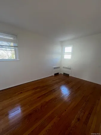 $4,325 | 117 Blydenburg Avenue, Smithtown, NY 11787