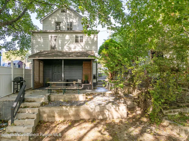 $289,000 | 545 Delaware Avenue, Kingston, NY 12401