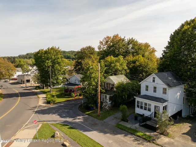 $289,000 | 545 Delaware Avenue, Kingston, NY 12401