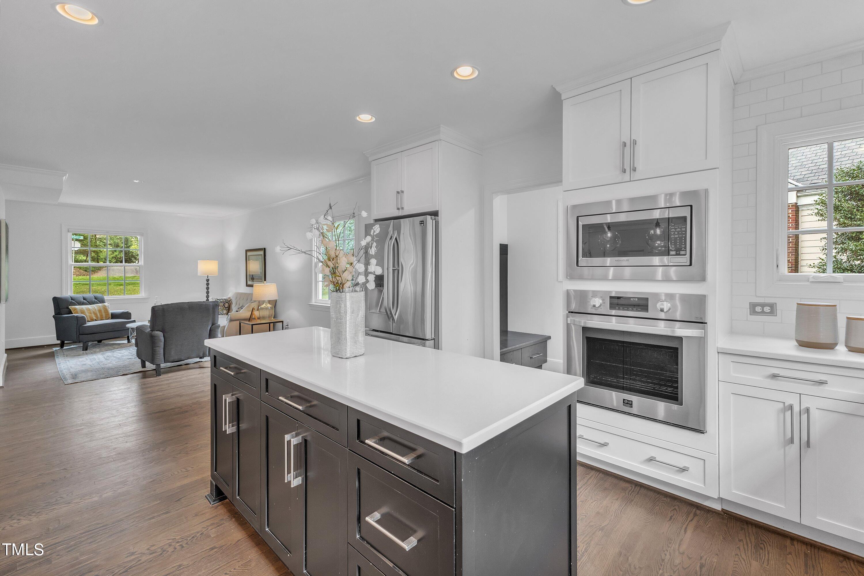 1606 Canterbury Road Raleigh, NC 27608 - Photo 23 of 75 29-1606 Canterbury-37