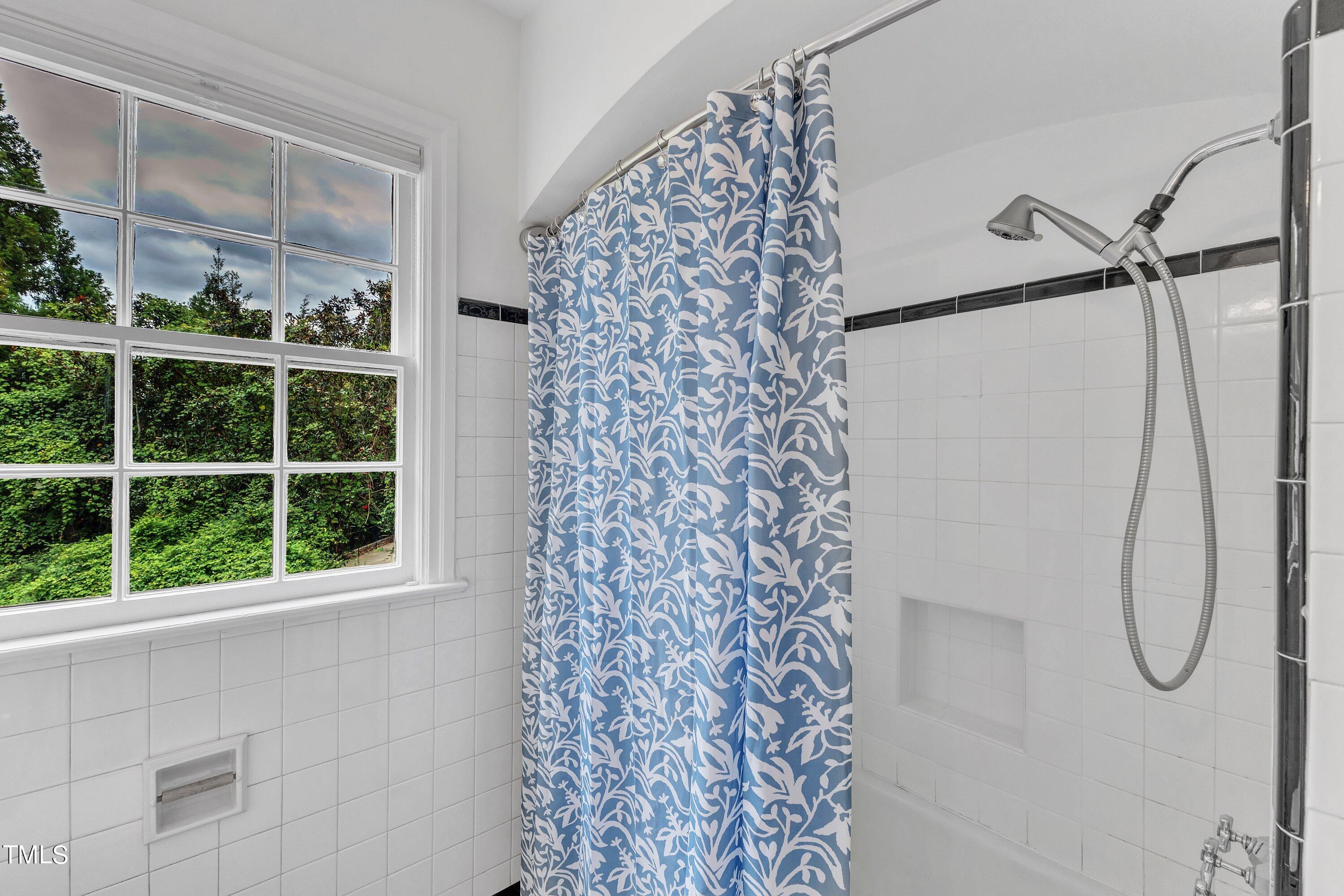 1606 Canterbury Road Raleigh, NC 27608 - Photo 53 of 75 44-1606 Canterbury-52