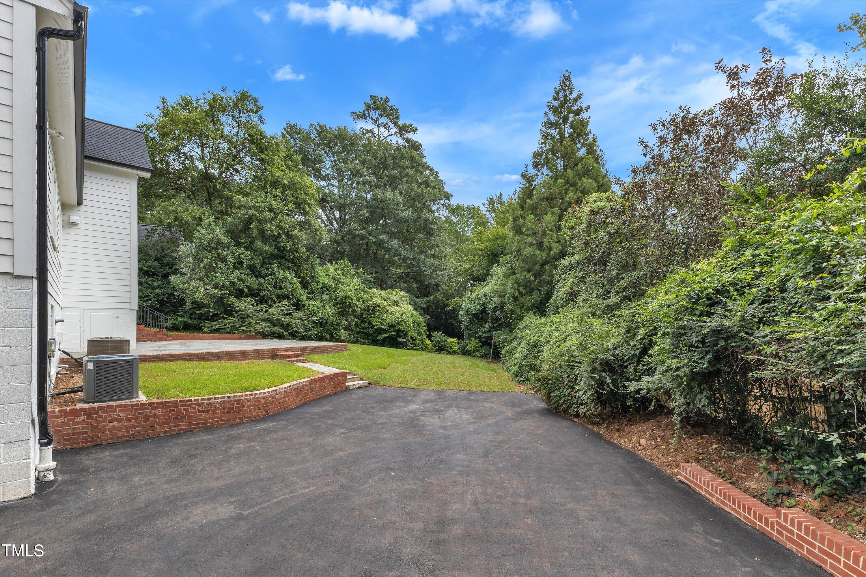 1606 Canterbury Road Raleigh, NC 27608 - Photo 69 of 75 81-1606 Canterbury-9
