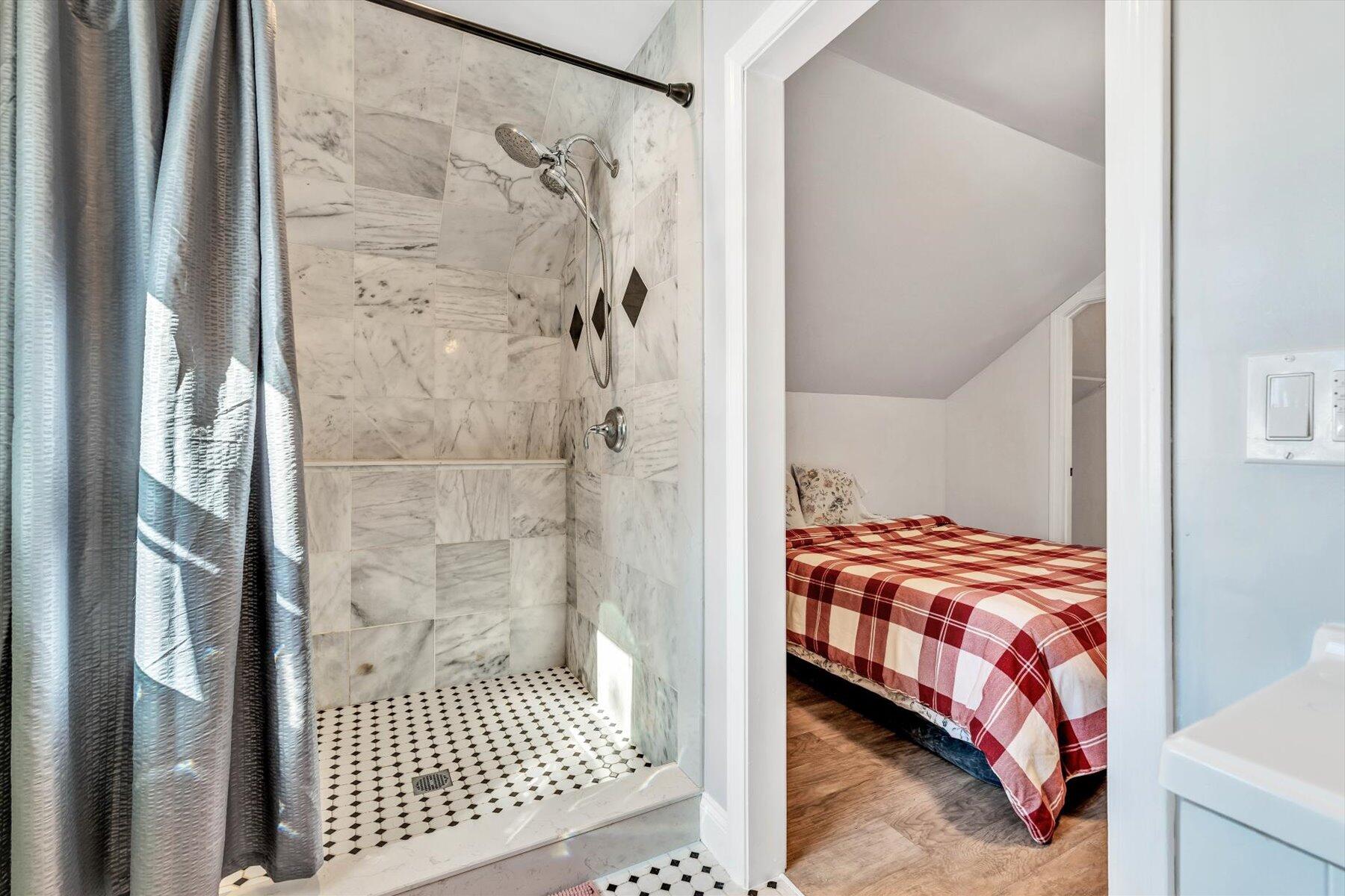 83 Lake Drive Centerville, MA 02632 - Photo 28 of 40 51-IMGP5221