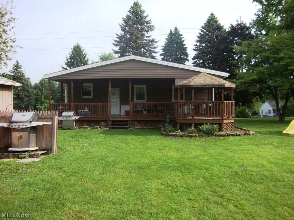 1180 Swartz Road Akron, OH 44306 - Photo 2 of 15