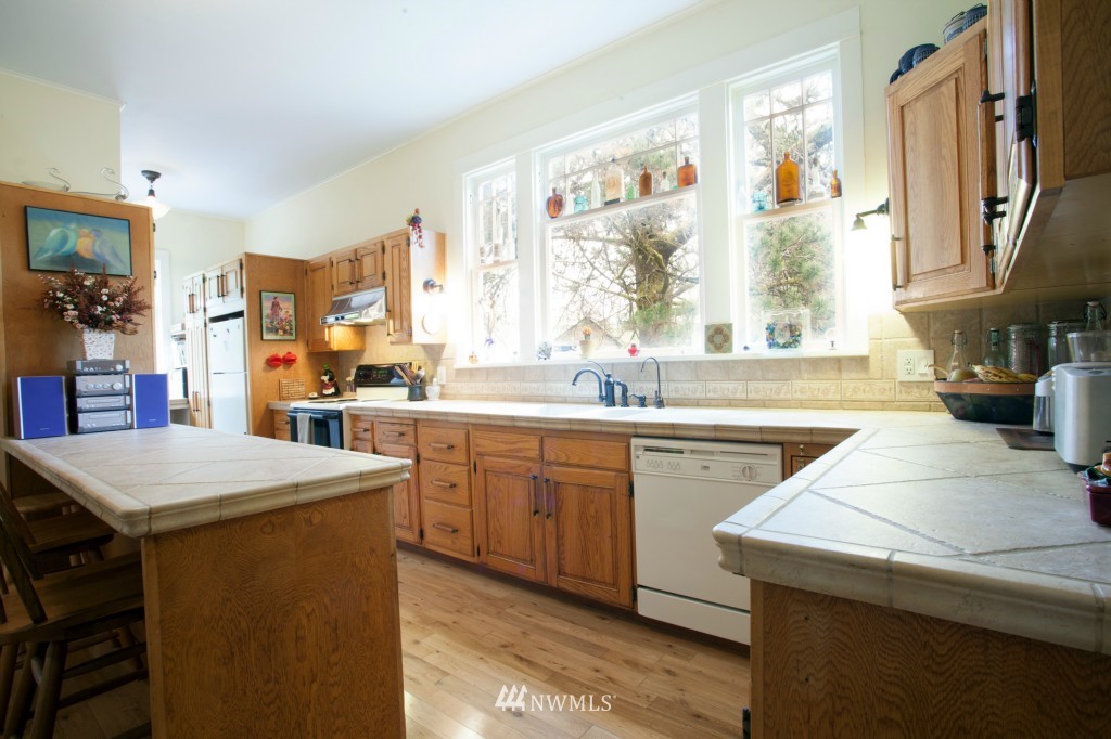 3435 Willapa Road Raymond, WA 98577 - Photo 10 of 25 Gallery Image 10