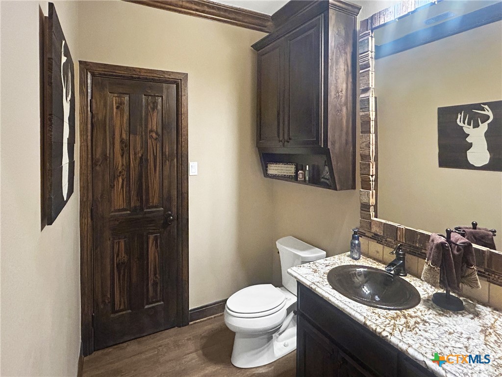 1747 Cr 139 Loop Cameron, TX 76520 - Photo 19 of 35 Half Bathroom