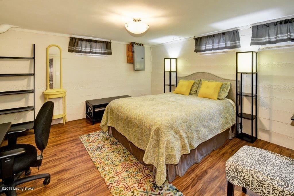 308 Ring Road Louisville, KY 40207 - Photo 32 of 40 _DSC6460_2_3