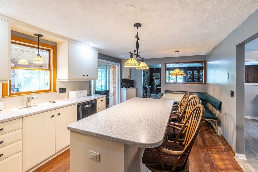 148 South Street Reading, MA 01867 - Photo 23 of 42