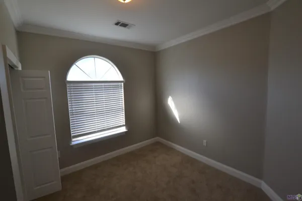 $2,875 | 5296 Myrtle Hill Avenue, Zachary, LA 70791