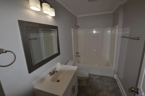 $2,875 | 5296 Myrtle Hill Avenue, Zachary, LA 70791