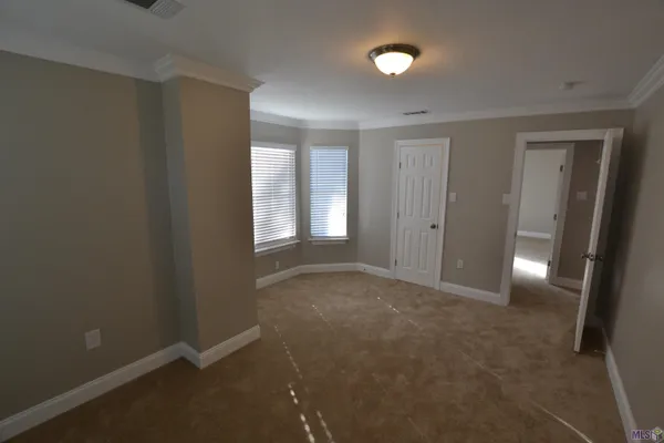 $2,875 | 5296 Myrtle Hill Avenue, Zachary, LA 70791