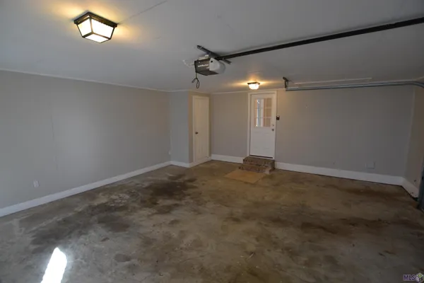 $2,875 | 5296 Myrtle Hill Avenue, Zachary, LA 70791