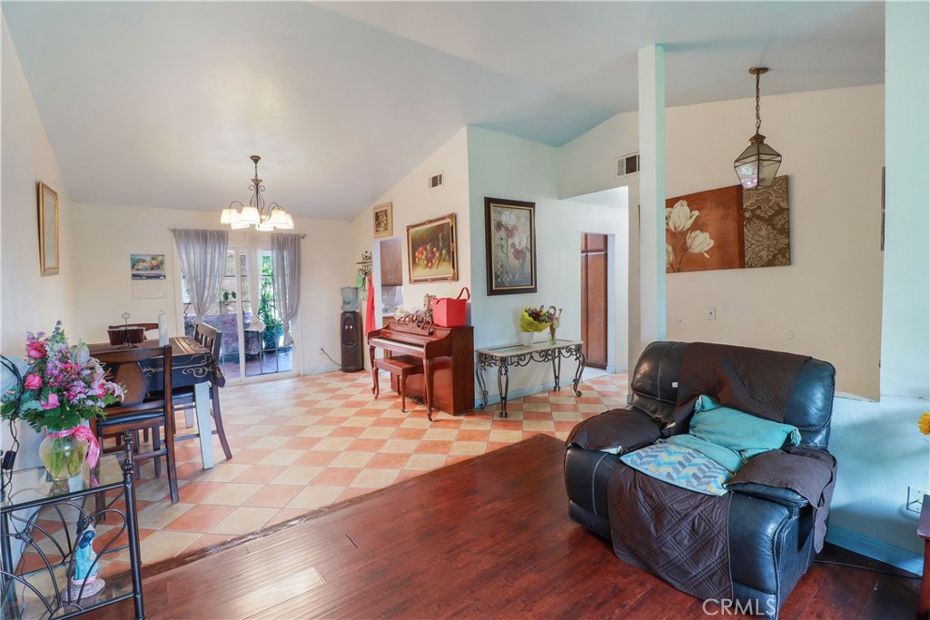 5242 La Salle Street Riverside, CA 92505 - Photo 12 of 29