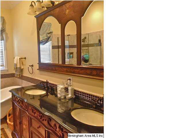 1804 Cross Circle Birmingham, AL 35244 - Photo 12 of 16