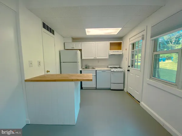 $1,950 | 22 South Monroe Road, Unit 22, Annapolis, MD 21402