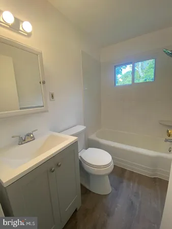 $1,950 | 22 South Monroe Road, Unit 22, Annapolis, MD 21402