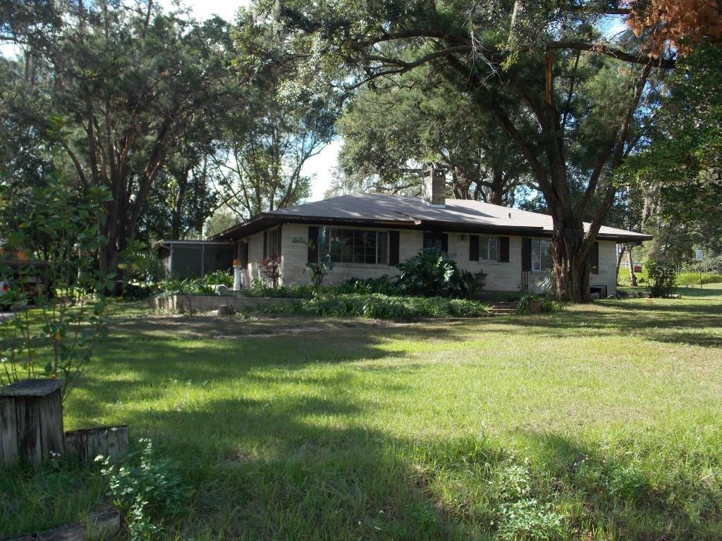 11441 Fort King Road Dade City, FL 33525 - Photo 1 of 1 HIGH ELEVATION, CORNER LOT, CIRCLE DRIVE, OUTBUILDING...A BEAUTIFUL LOCATION FOR YOUR NEXT HOME