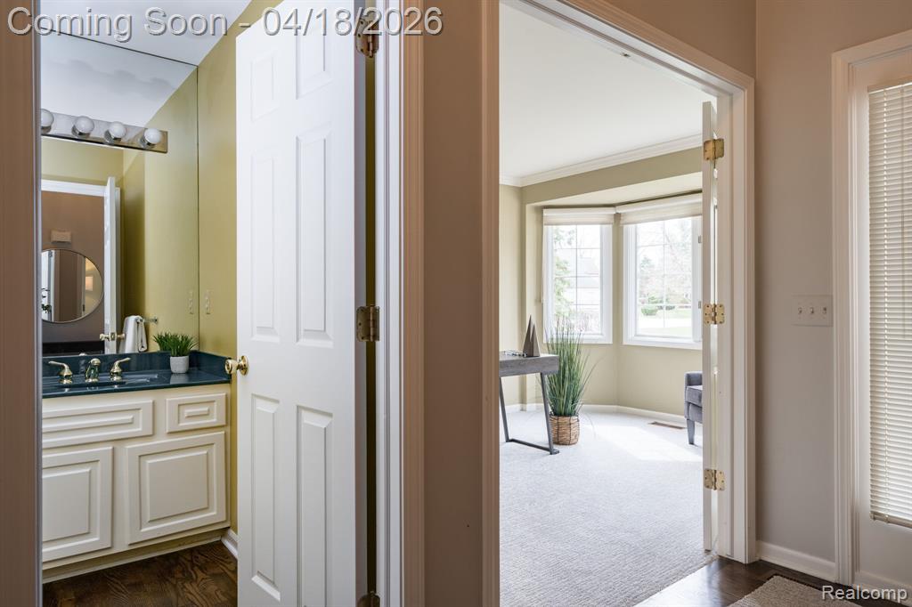 3598 Sahalee Drive Rochester Hills, MI 48309 - Photo 22 of 48