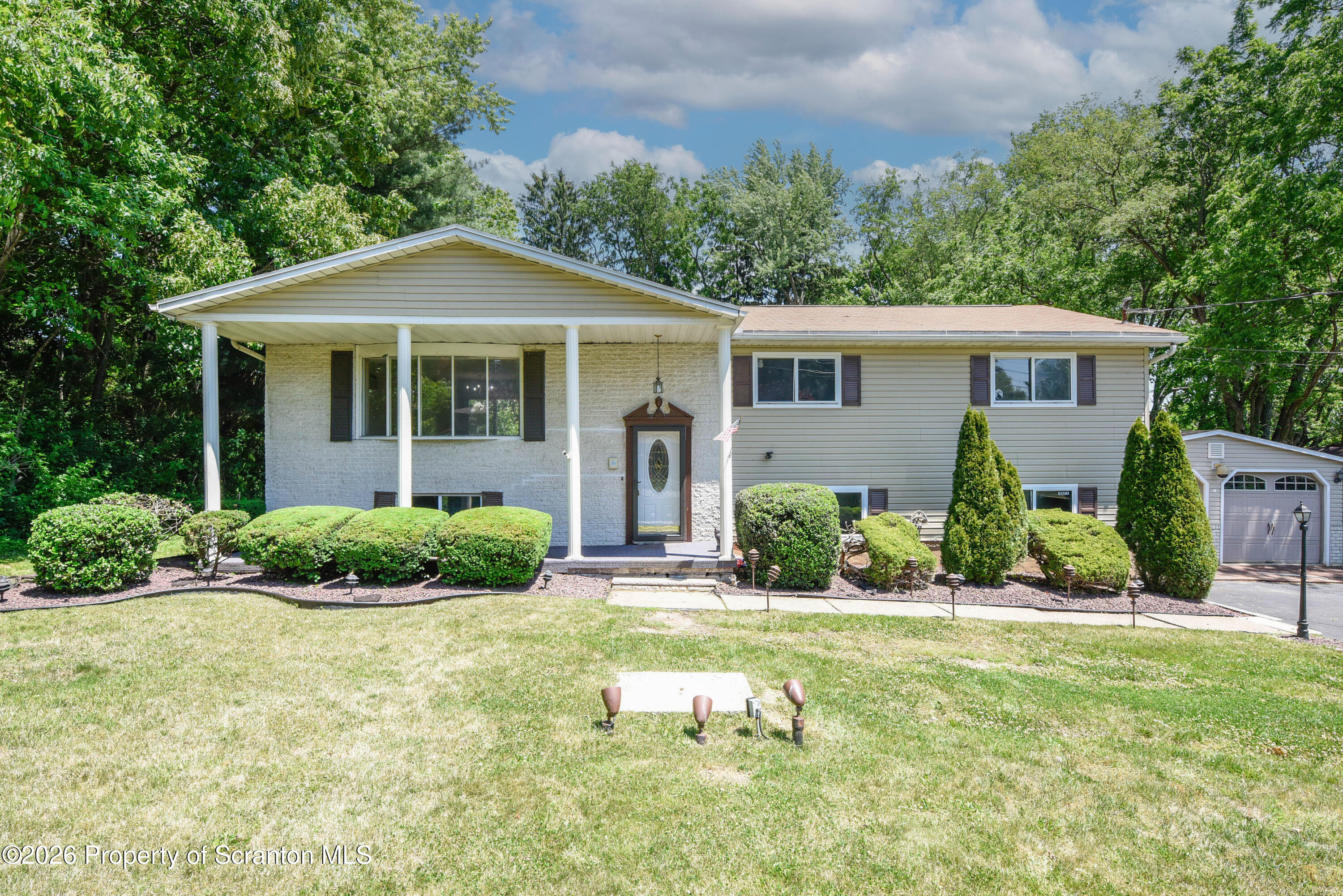 2610 Price Street Scranton, PA 18504 - Photo 3 of 83 _DSC3592