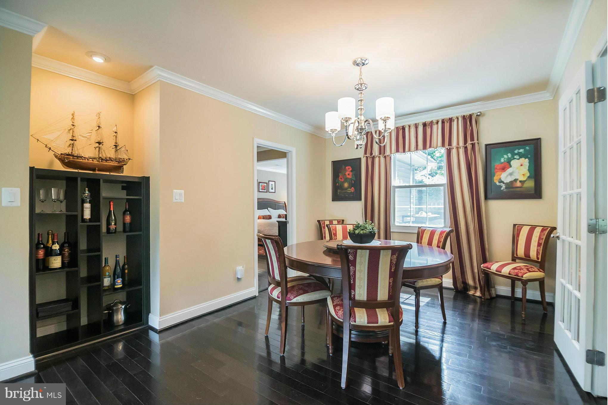 14531 Layhill Road Silver Spring, MD 20906 - Photo 8 of 29 Dining Room