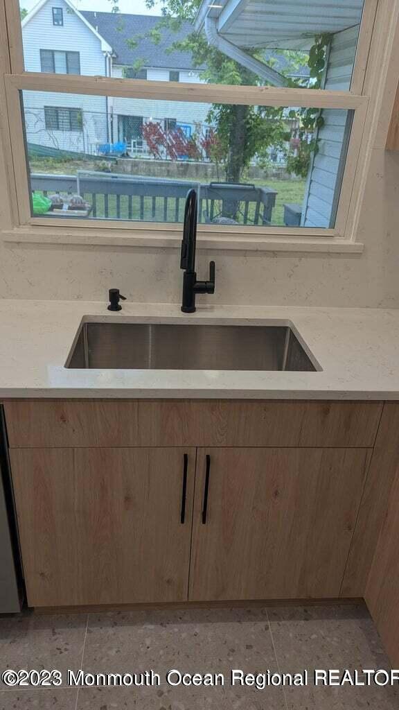 254 Garfield Avenue Oakhurst, NJ 07755 - Photo 11 of 26