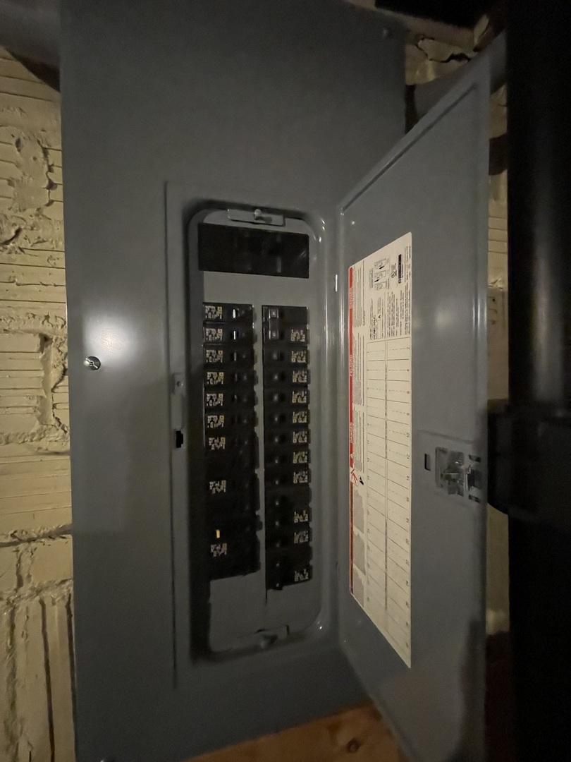 229 West Moore Street Ottawa, IL 61350 - Photo 27 of 33