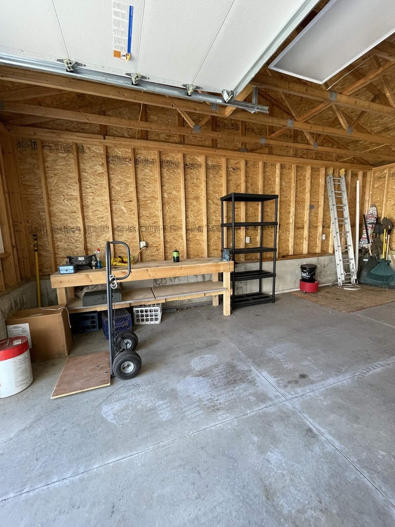 229 West Moore Street Ottawa, IL 61350 - Photo 8 of 33 a view of a room with furniture and window