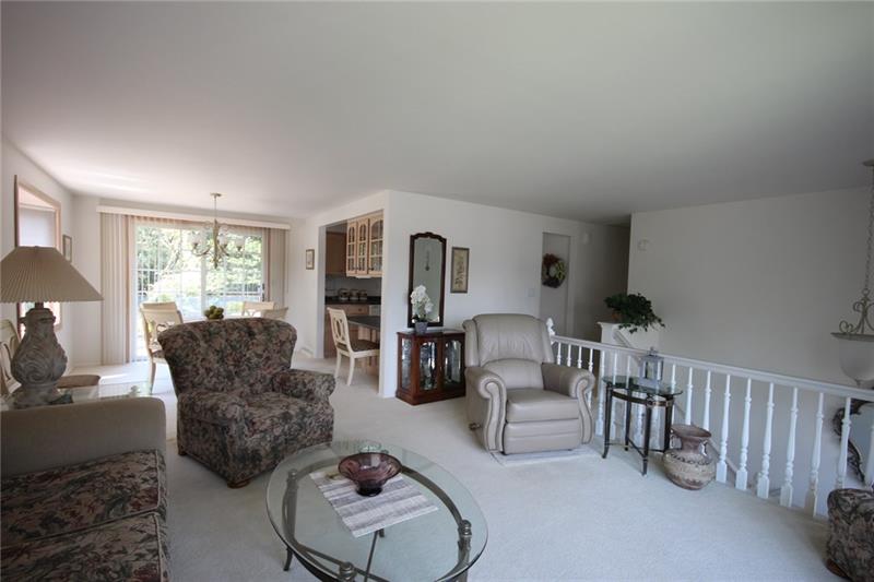 81 Observatory Street Manor, PA 15665 - Photo 3 of 25 Gallery Image 3