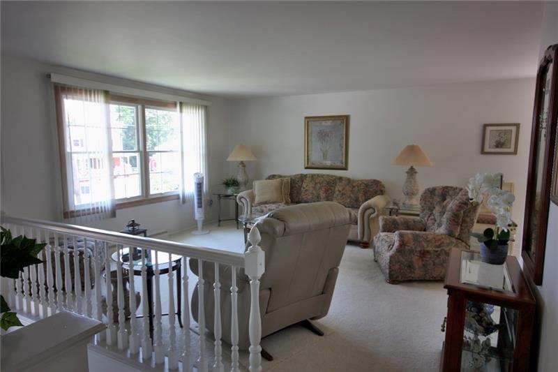 81 Observatory Street Manor, PA 15665 - Photo 4 of 25 Gallery Image 4