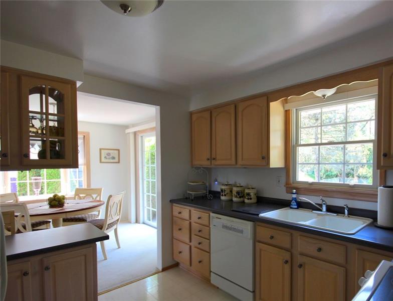 81 Observatory Street Manor, PA 15665 - Photo 7 of 25 Gallery Image 7