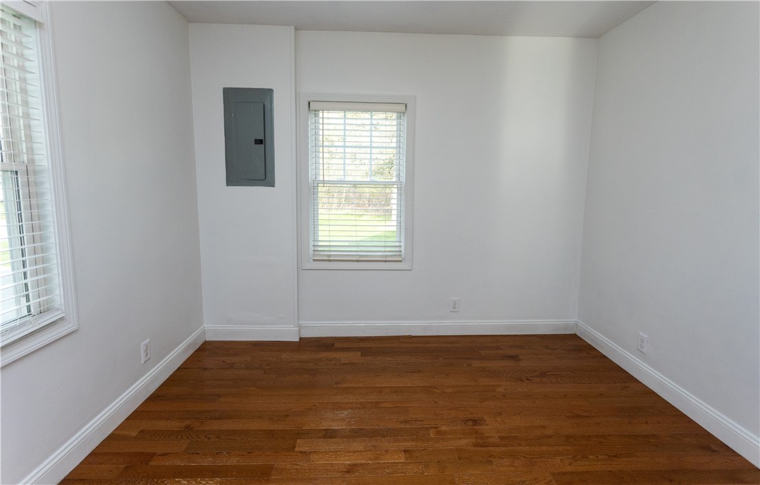 20 West View Street Warwick, RI 02889 - Photo 12 of 38
