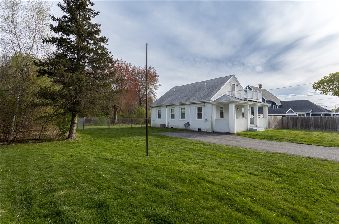 20 West View Street Warwick, RI 02889 - Photo 3 of 38