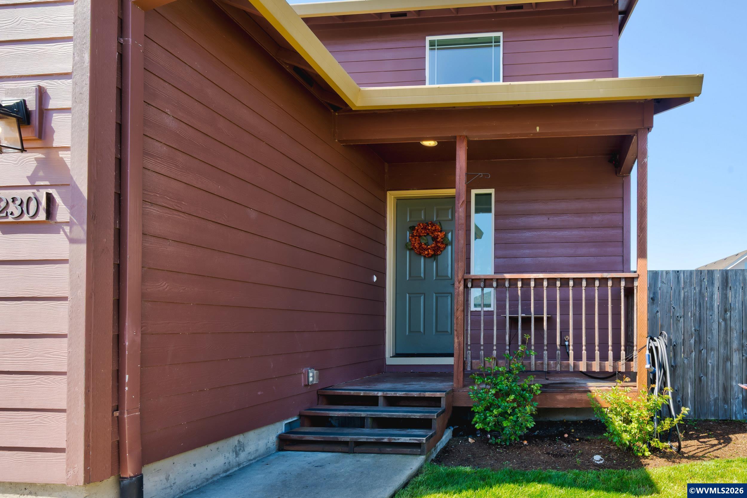 230 Northwest Sagan Loop Sheridan, OR 97378 - Photo 4 of 32