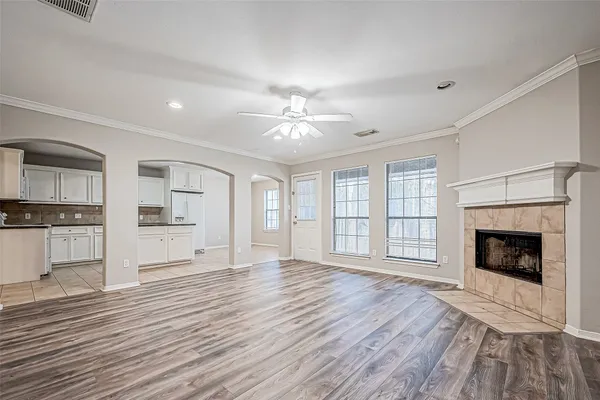 $1,900 | 10043 Morocco Road, Houston, TX 77041