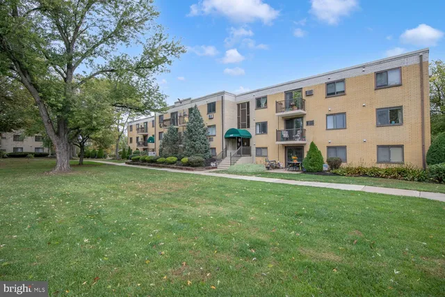 $260,000 | 1575 West Street Road, Unit 626, Warminster, PA 18974
