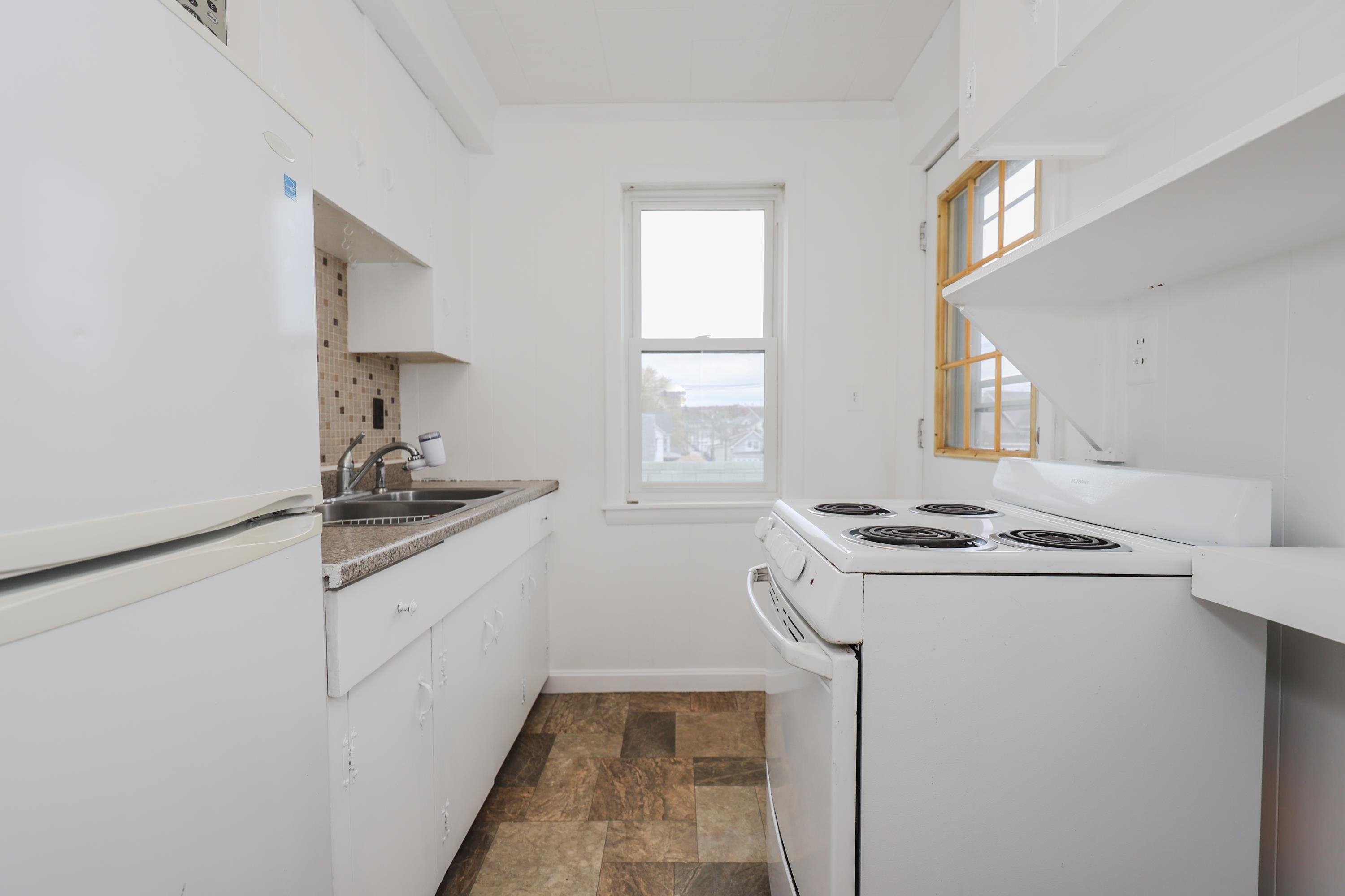 27 Blodget Street Manchester, NH 03104 - Photo 59 of 60