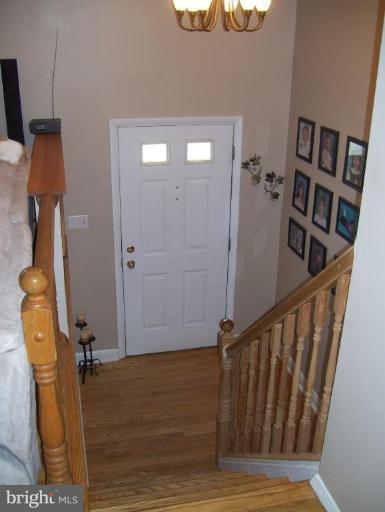 1601 Thomas Drive Point of Rocks, MD 21777 - Photo 7 of 19 Entrance / Foyer