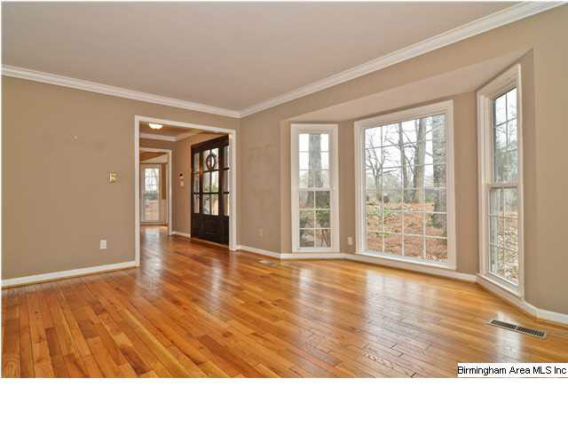 1912 River Woods Road Birmingham, AL 35244 - Photo 3 of 32