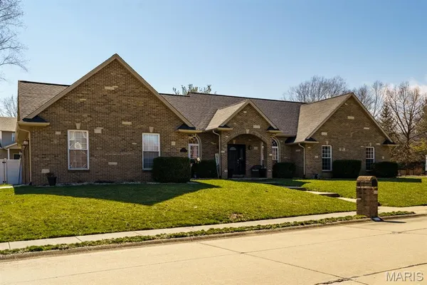 $565,000 | 117 Callaway Court, O'Fallon, IL 62269