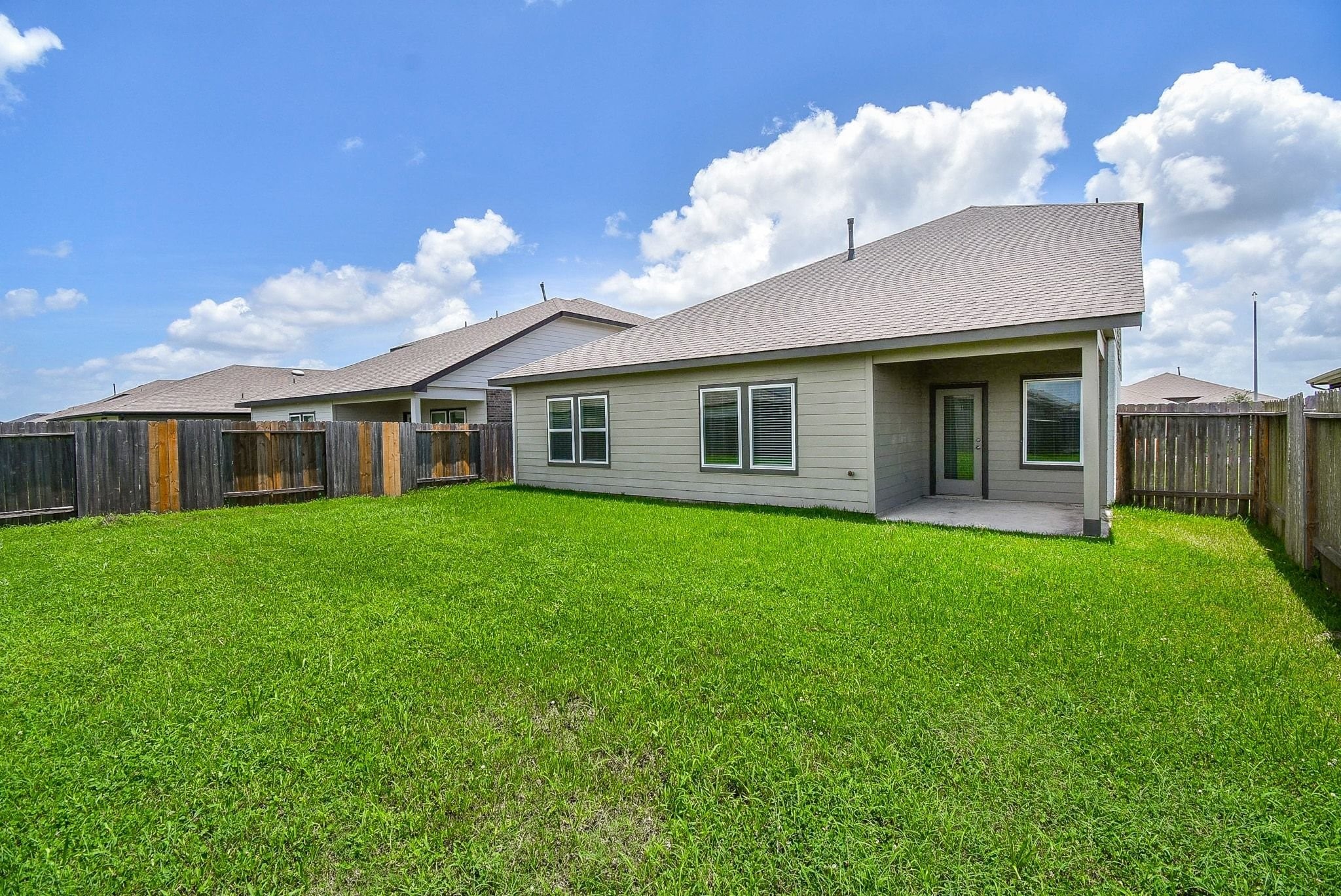 8030 Milam Lane Rosharon, TX 77583 - Photo 20 of 20