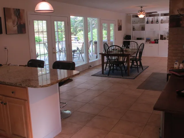 $2,600 | 785 East Massachusetts Avenue, Southern Pines, NC 28387