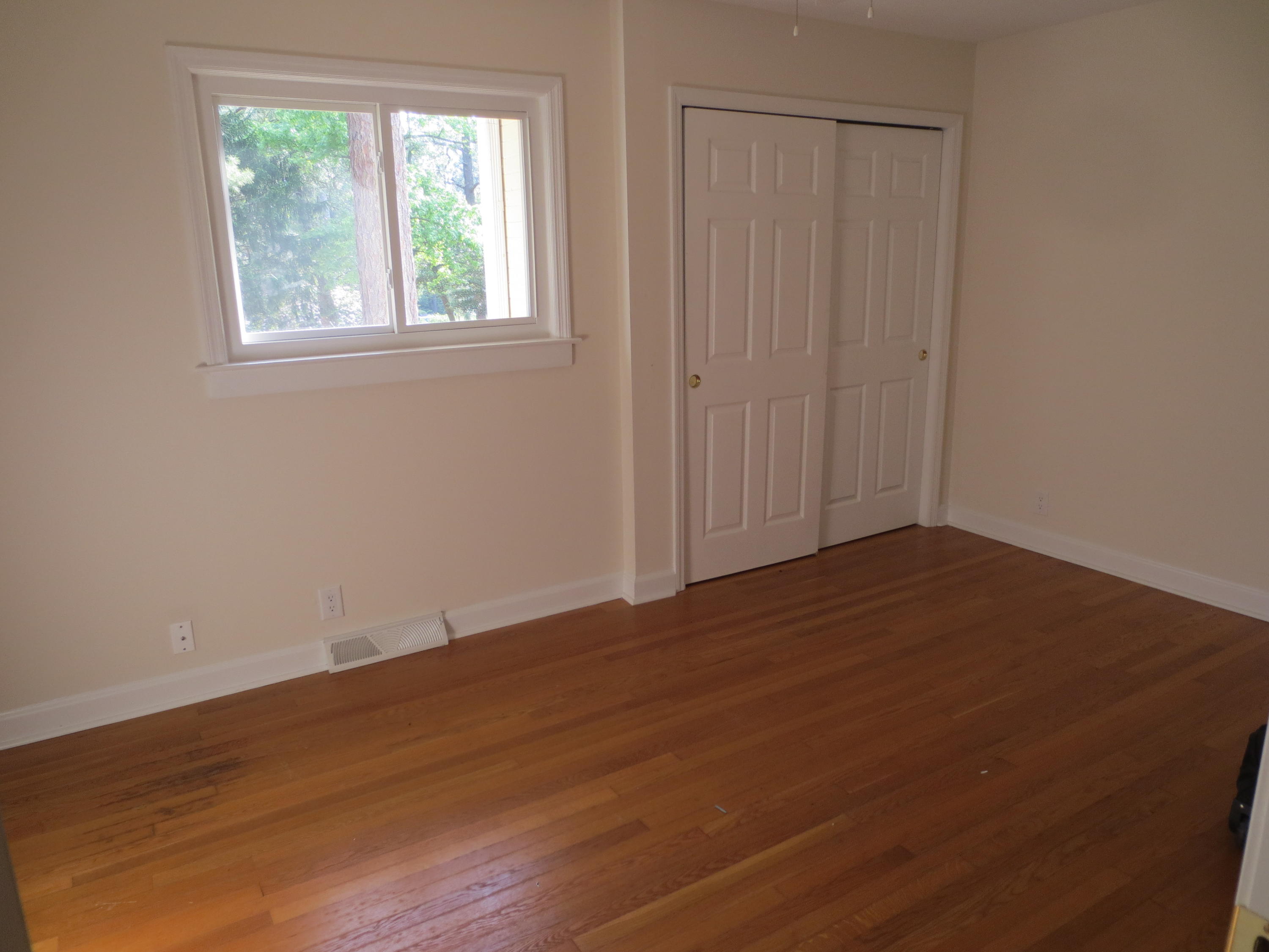 785 East Massachusetts Avenue Southern Pines, NC 28387 - Photo 20 of 37 Bedroom #2