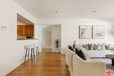 $969,000 | 8238 West Manchester Avenue, Unit 208, Playa del Rey, CA 90293