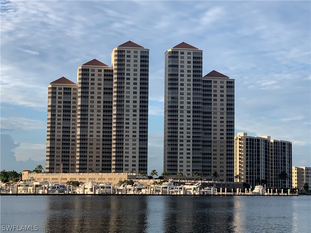 2090 West First Street, Unit 2107 Fort Myers, FL 33901 - Photo 2 of 35 a building view