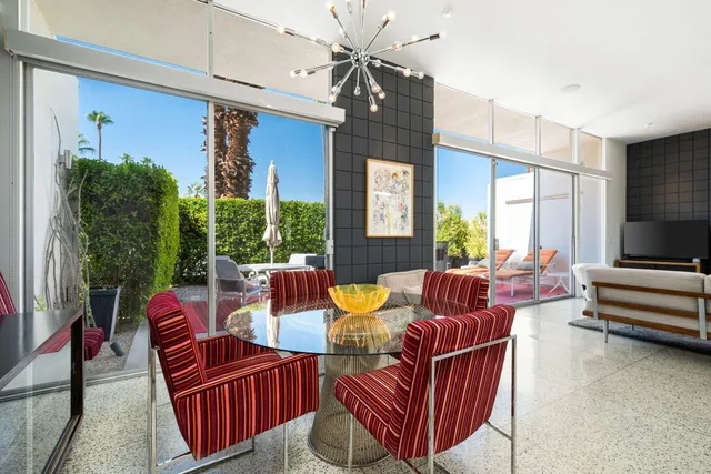 $4,500 | 800 East La Verne Way, Palm Springs, CA 92264